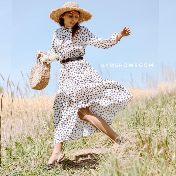 Zara Dresses & Skirts - 🔥Last 3🔥ZARA Floral maxi dress